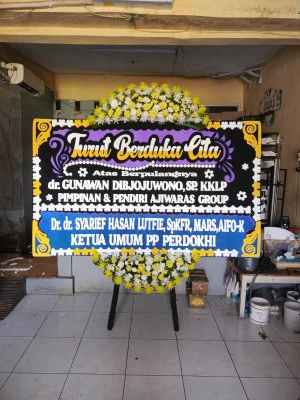 Papan Bunga di Gereja Katedral Mataram